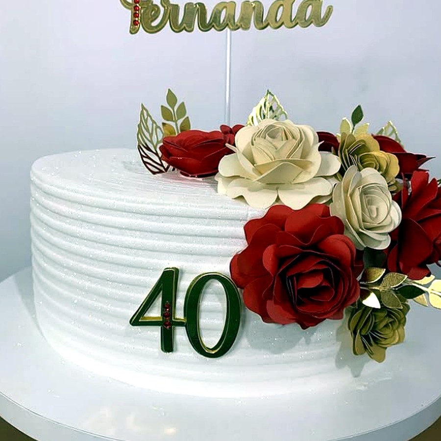 Bolo 40 anos com flores