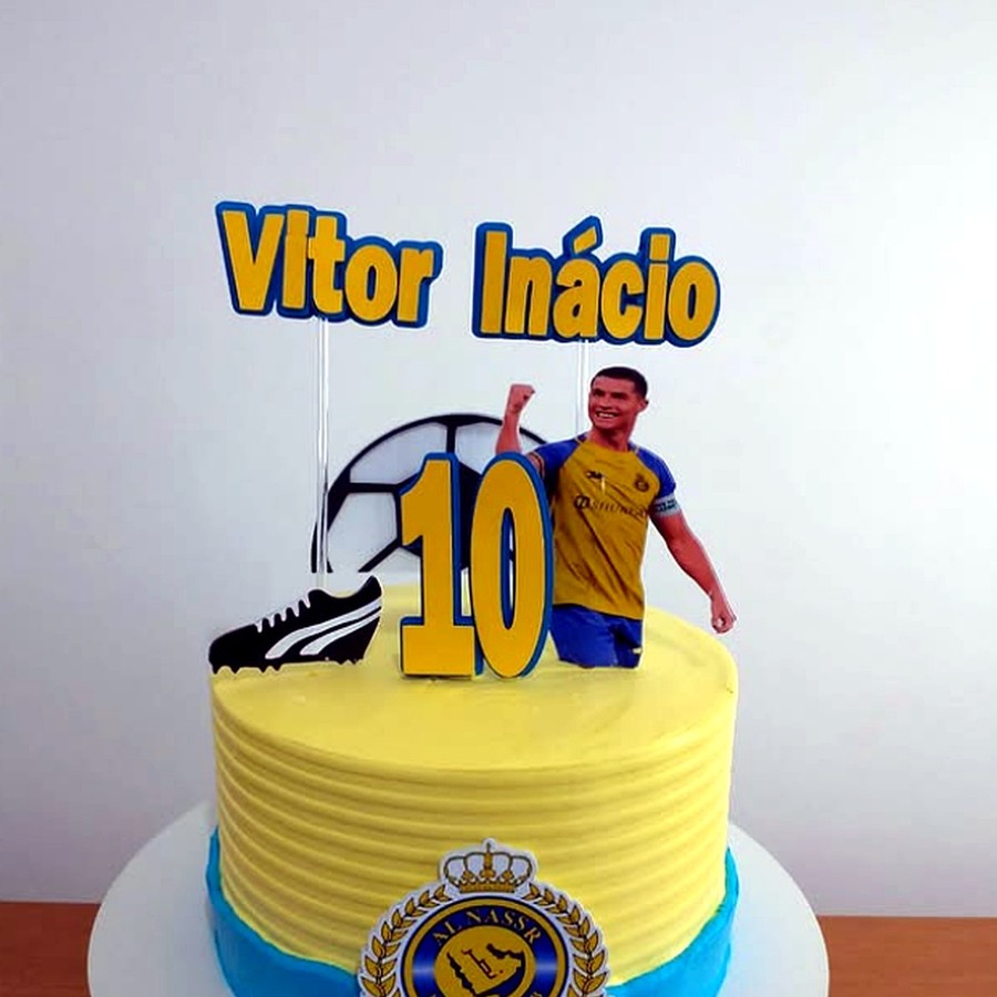Bolo amarelo 10 anos